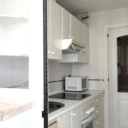 Teatinos Appartement *